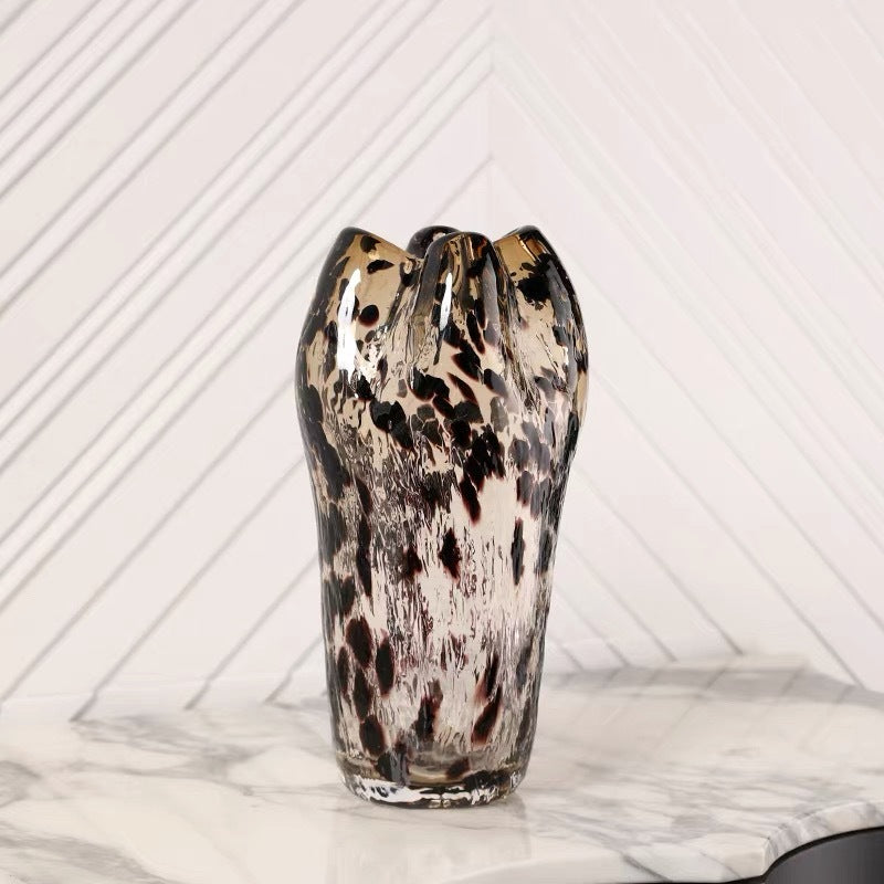 Modern Blown Glass Vase — Light Luxury Geometric