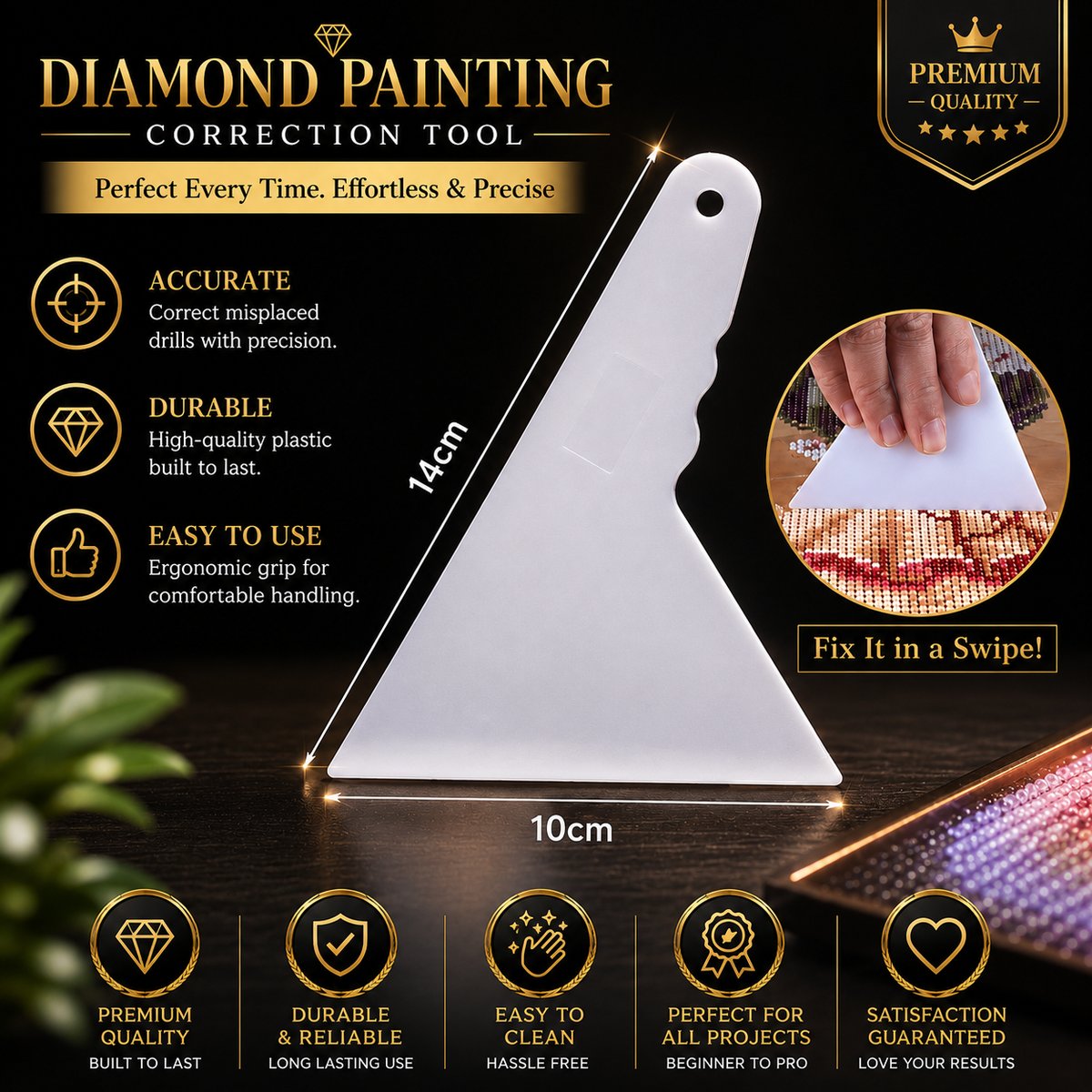 Diamond painting correction tool showing its triangle shape, 14 by 10 centimeters