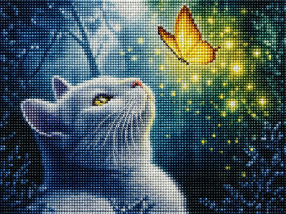 White Persian cat design option with a butterfly | Azurra Shop
